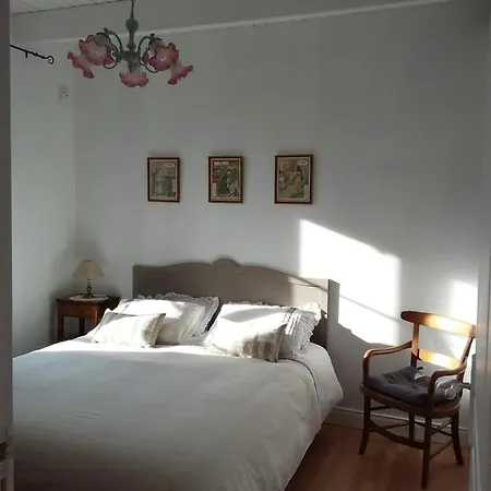 Les Chambres De Marie Le Saint Exterior foto